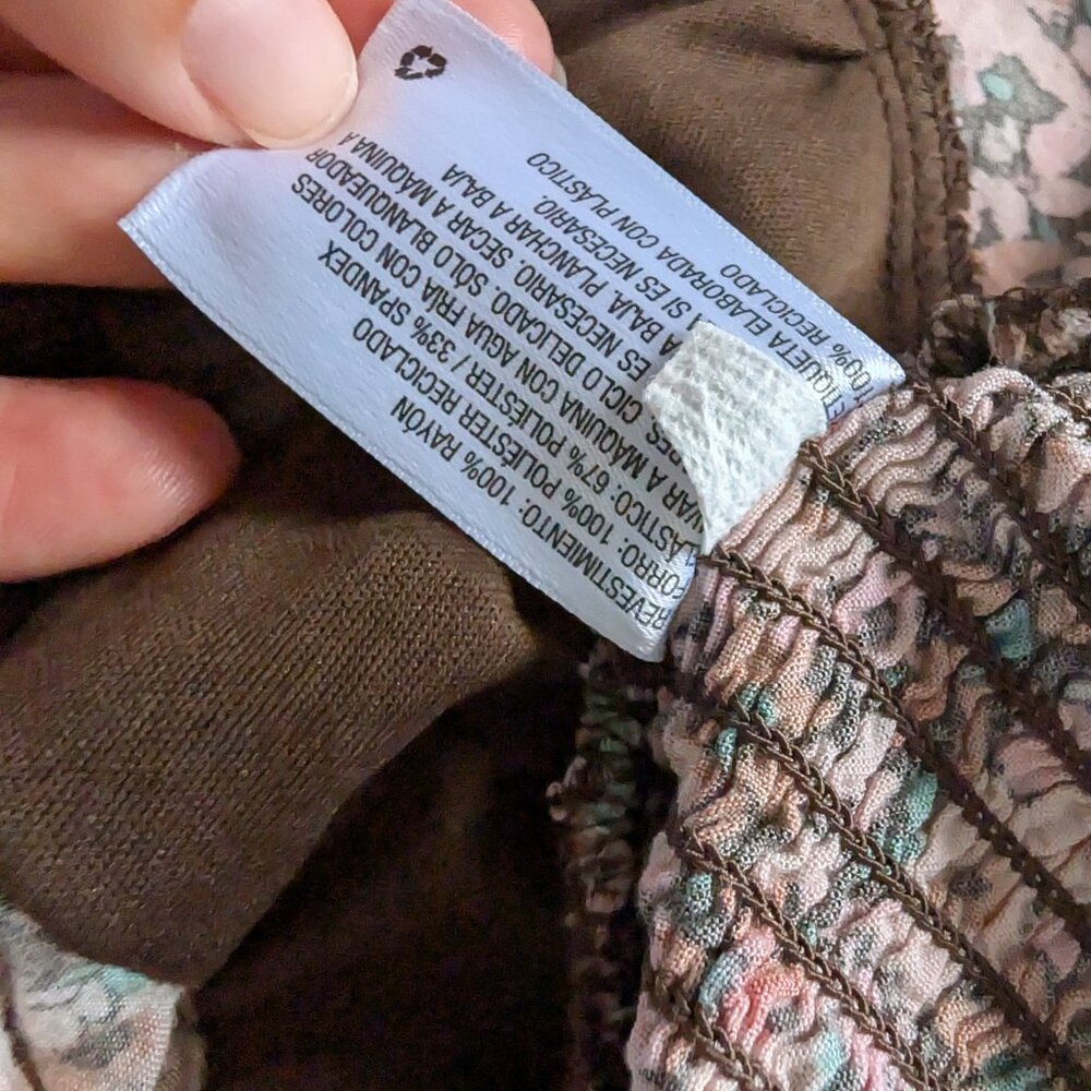 3/$30 retro style long sleeve bodice floral top - Picture 8 of 9